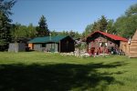 Adjacent Wild Bill`s Cabin and the Bears Inn, can be rented together
